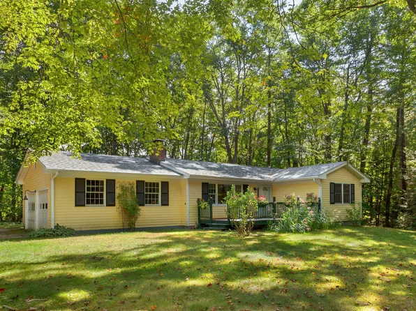 6 Estes Drive, Freeport, ME 04032