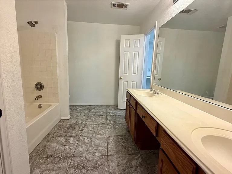 1201 Cumberland Ct — Photo 15