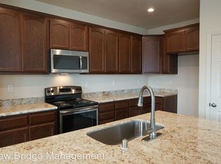 701 Clear Water Cv, Turlock, CA 95382