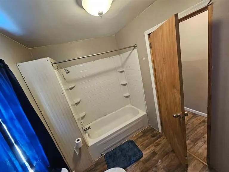 321 N Vine St — Photo 15