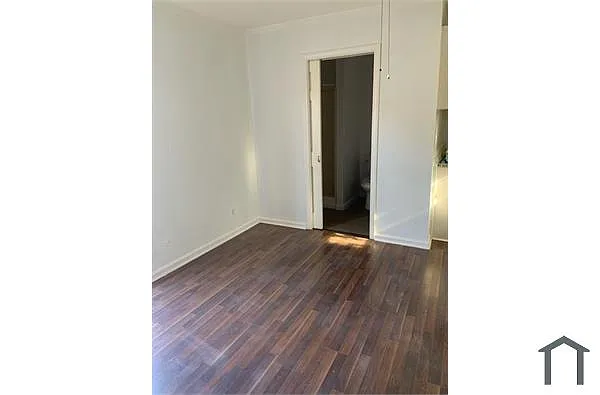 Building Photo - 267 N San Joaquin Ave #3