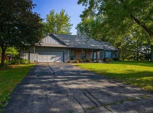 2128 W Maplewood Dr, Marion, IN 46952