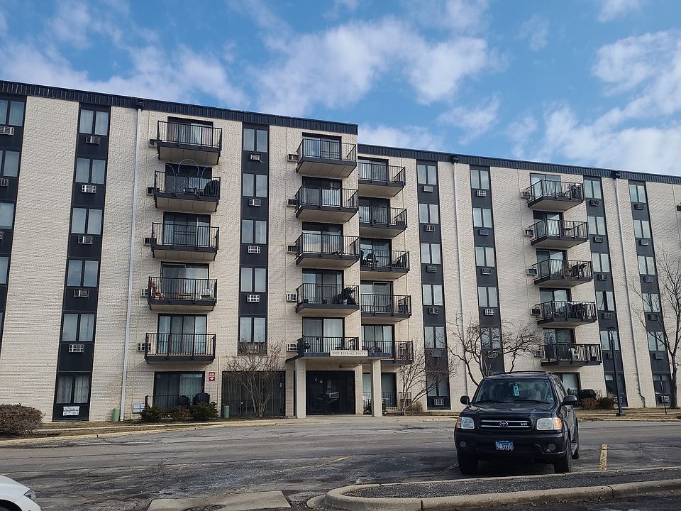 1st image of 9098 W Terrace Dr APT 6G