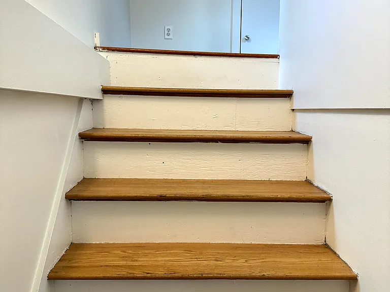 3 Mayhew St #2 — Photo 30