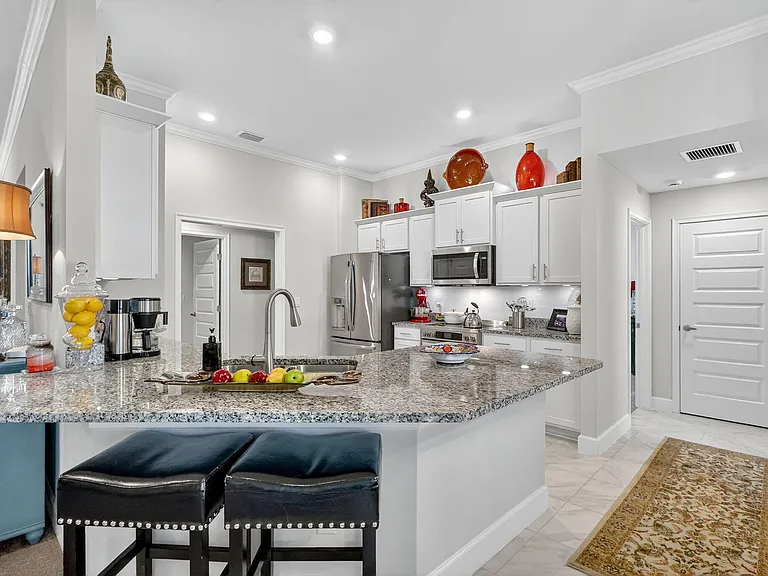 8652 Waterstone Blvd — Photo 32