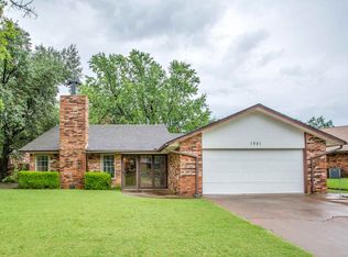 1921 Old Post Rd, Enid, OK 73703