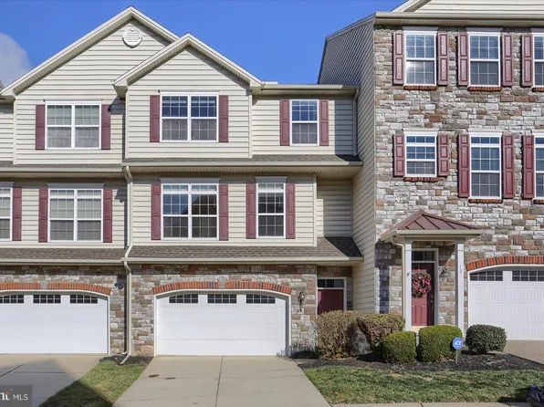 15 Indiana Cir, Lemoyne, PA 17043