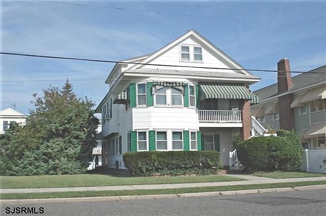 1st image of 1932 Wesley Ave