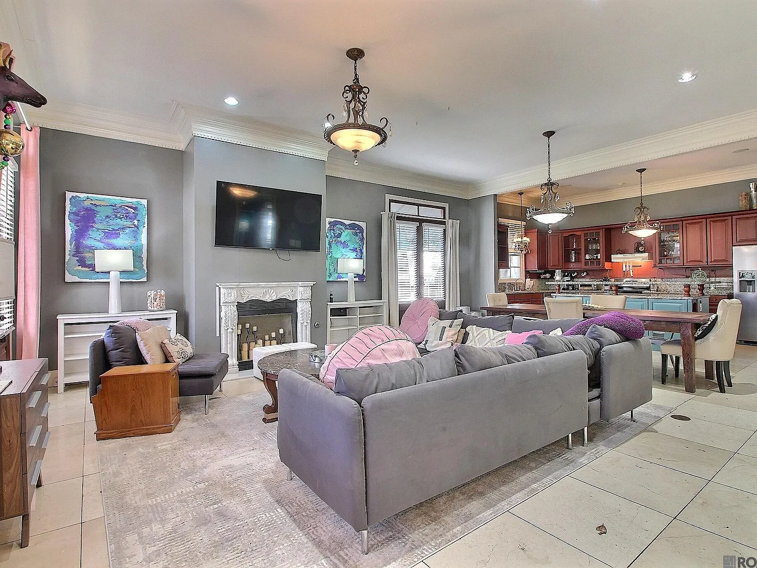 3 bed, 1830 sqft, $2,700 — Photo 2