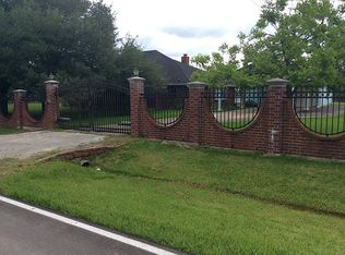 12211 Bedford St, Houston, TX 77031
