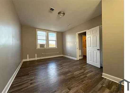 2525 W Cold Spring Ln — Photo 20