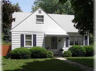 818 Fitting Ave, Lansing, MI 48917
