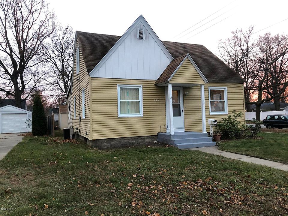 1st image of 284 W 22nd St