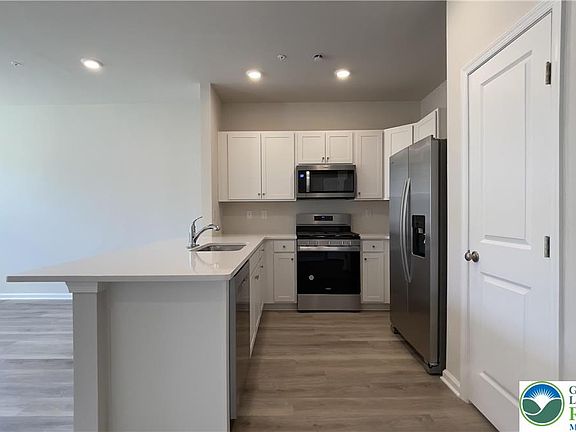 5th image of 1248 Martin Rd