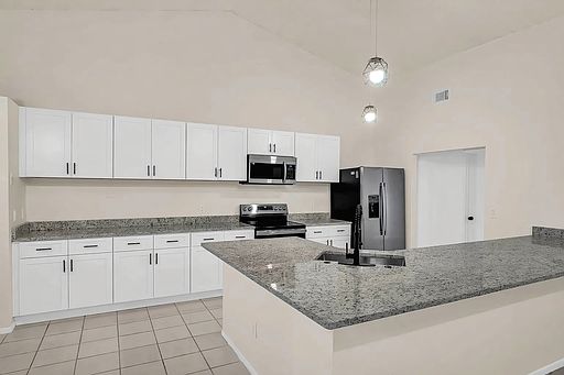 4th image of 12625 Newfield Dr