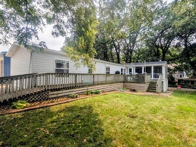 1st image of 521 Okoboji Grove Rd Lot 1