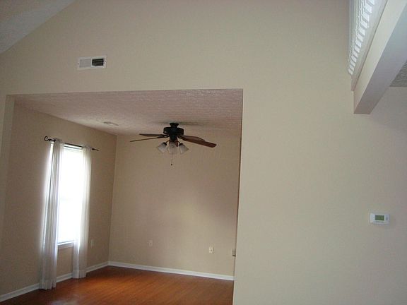 4th image of 2978 Glenloch Cir