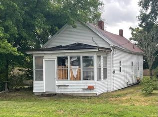 508 E 8th St, Beardstown, IL 62618