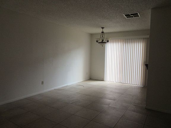 3rd image of 1432 E Elma Ct APT D