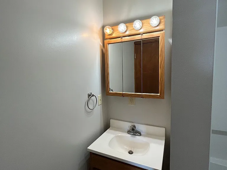 1015 3rd St #8 — Photo 25