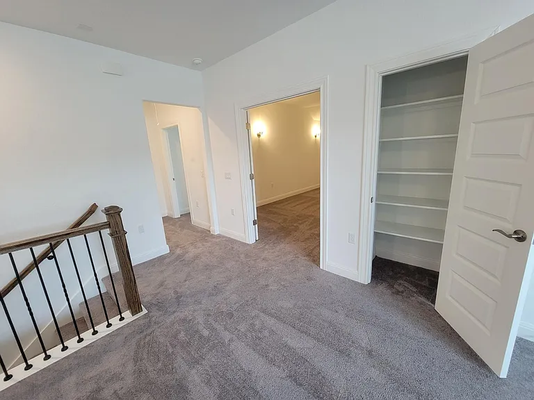 11011 Strawberry Roan Dr — Photo 23
