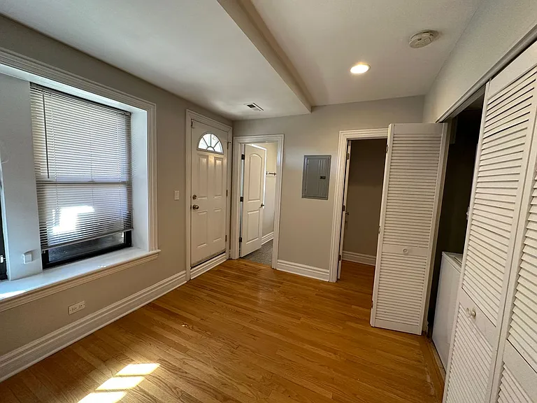 3917 W Altgeld St #AA — Photo 3