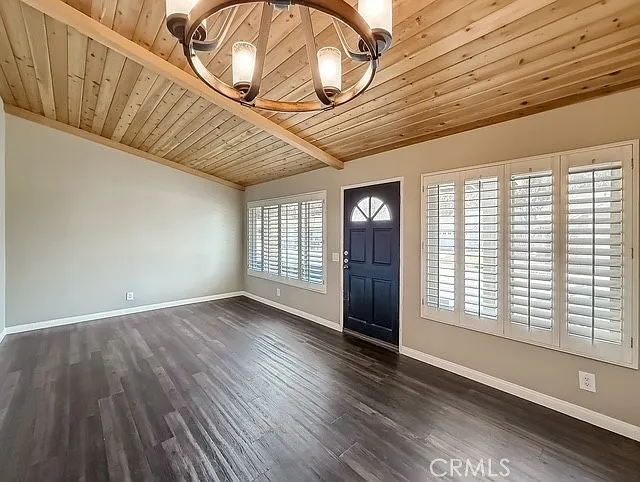 12472 Ironbark Dr — Photo 2