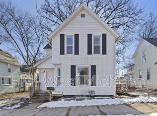 1038 3rd St NW, Grand Rapids, MI 49504