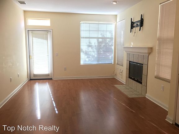 3rd image of 18585 Caminito Pasadero Unit 431