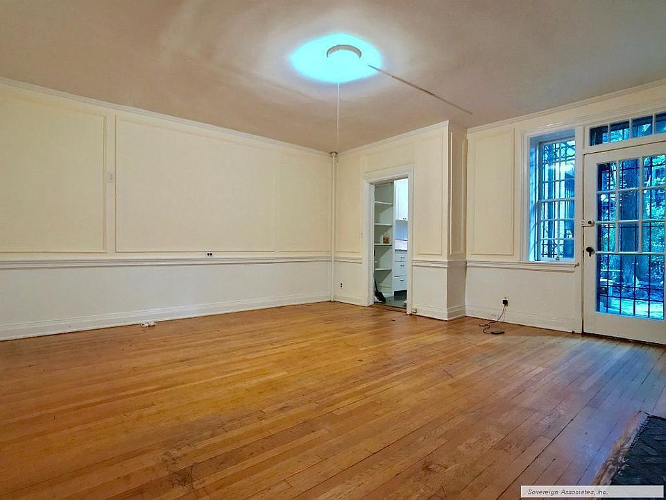 1st image of 527 W 113th St APT 1R