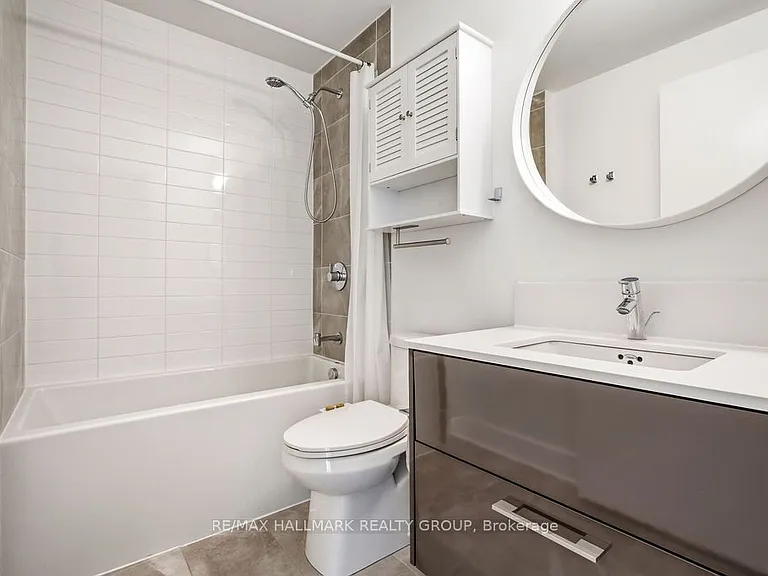 255 Bay St #801 — Photo 25