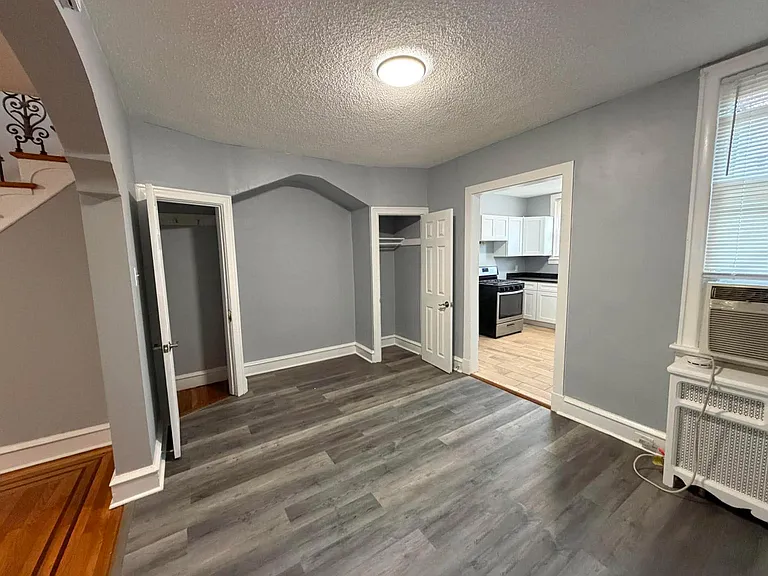 2904 S 62nd St — Photo 3