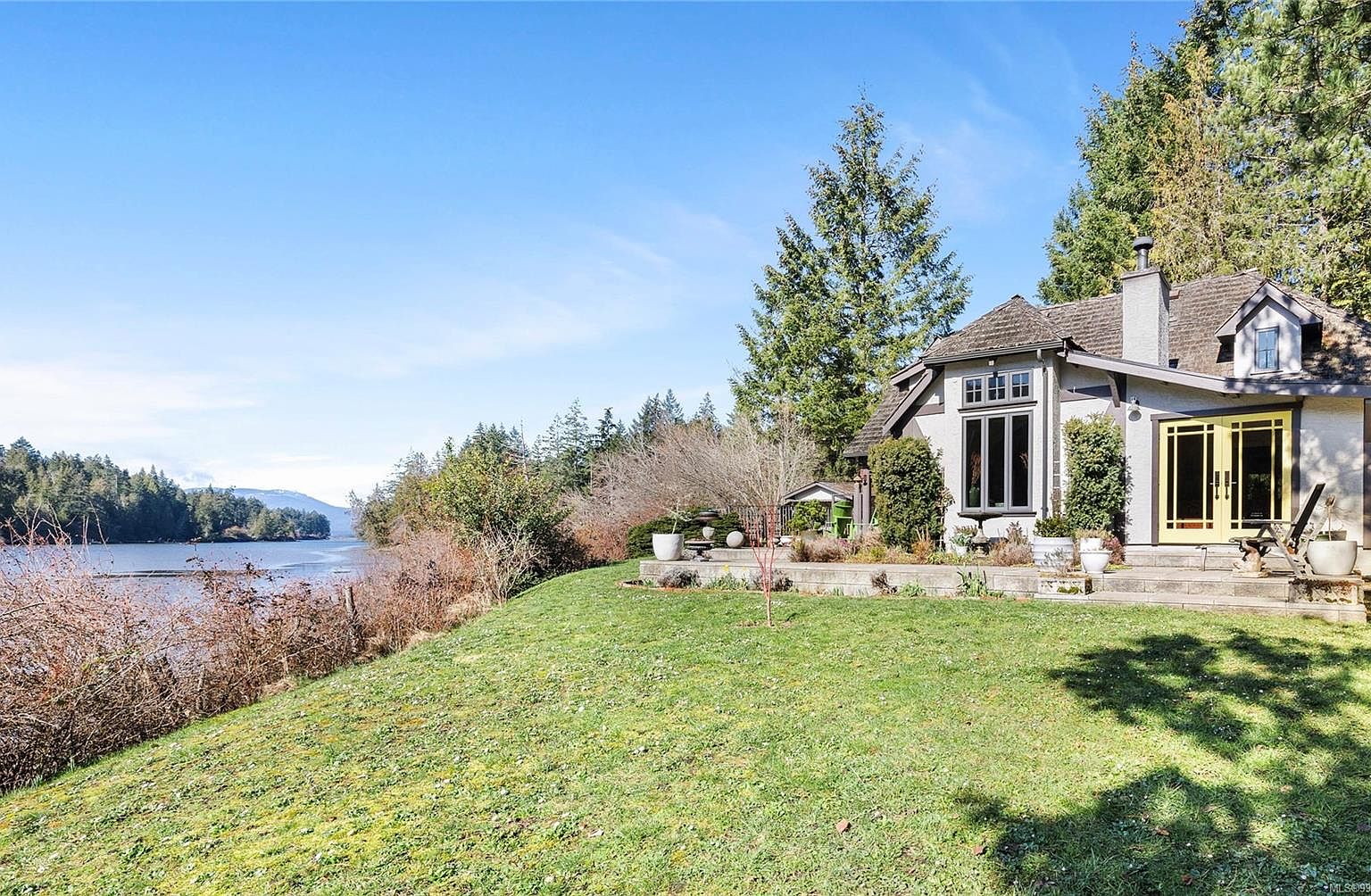 124 Harrison Ave, Saltspring Island, BC V8K 2N3 | Zillow