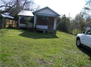 422 Main St, Bay St Louis, MS 39520