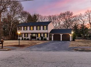 10 Eastgate Dr, Coventry, RI 02816