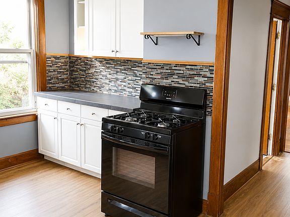 2nd image of 20 Besch Ave #1