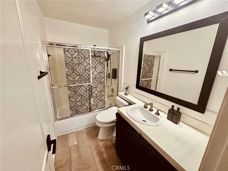 2444 Paseo Circulo — Photo 11
