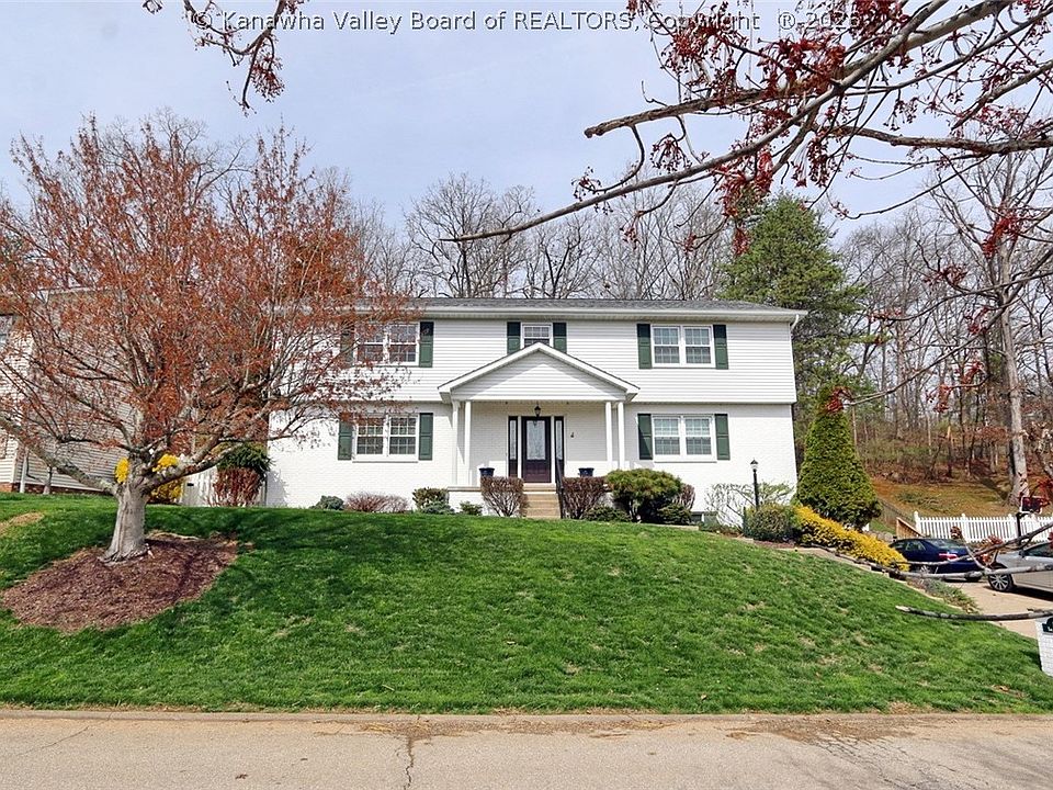 1st image of 16 Carriage Rd