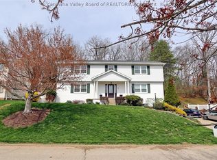 16 Carriage Rd, Charleston, WV 25314