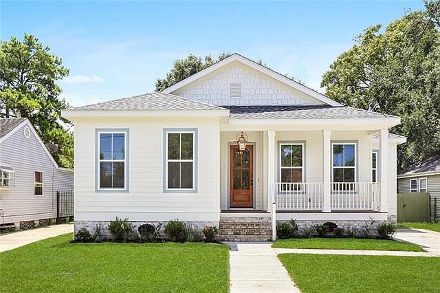 1st image of 3338 Desaix Blvd