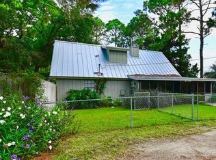 25 S Franklin St, Eastpoint, FL 32328