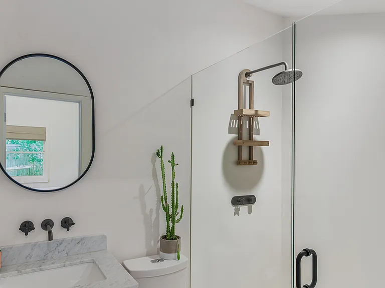 58 Fleming Rd — Photo 16