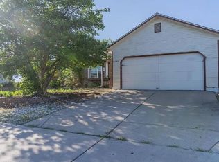 15092 Andrews Dr, Denver, CO 80239