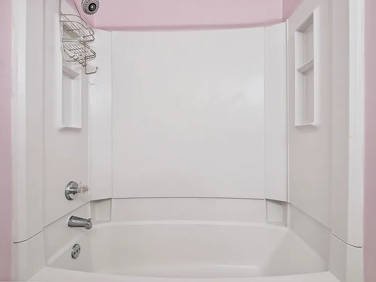 128 Shady Spring Pl — Photo 14