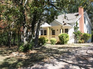 1808 SW Woodson Dr, Knoxville, TN 37920