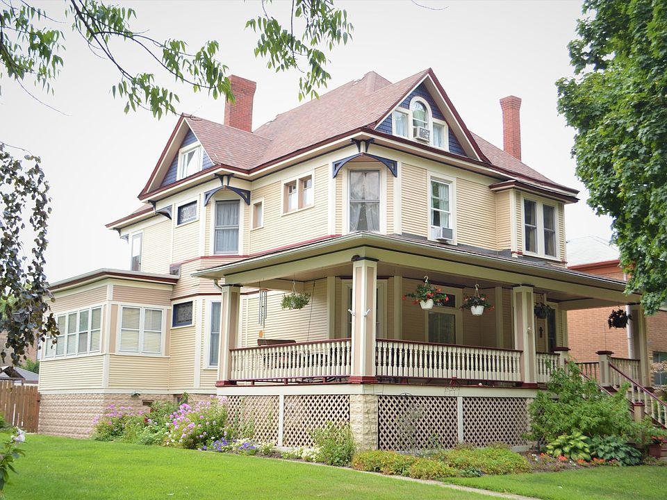 1st image of 231 S Grove Ave