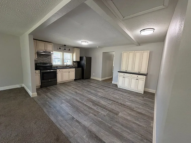 1128 N Jefferson Ave #A — Photo 7