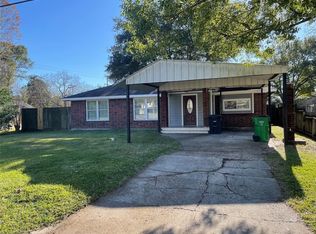 1209 E Fayle St, Baytown, TX 77520