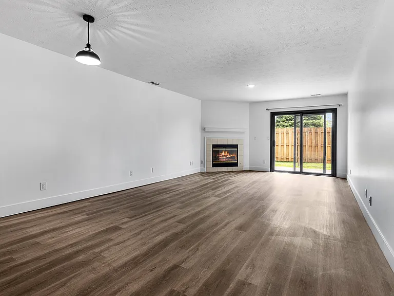 165 Westhaven Dr — Photo 53