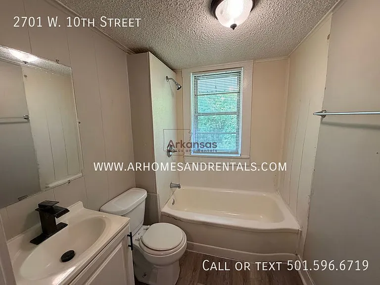 2701 W 10th St — Photo 7